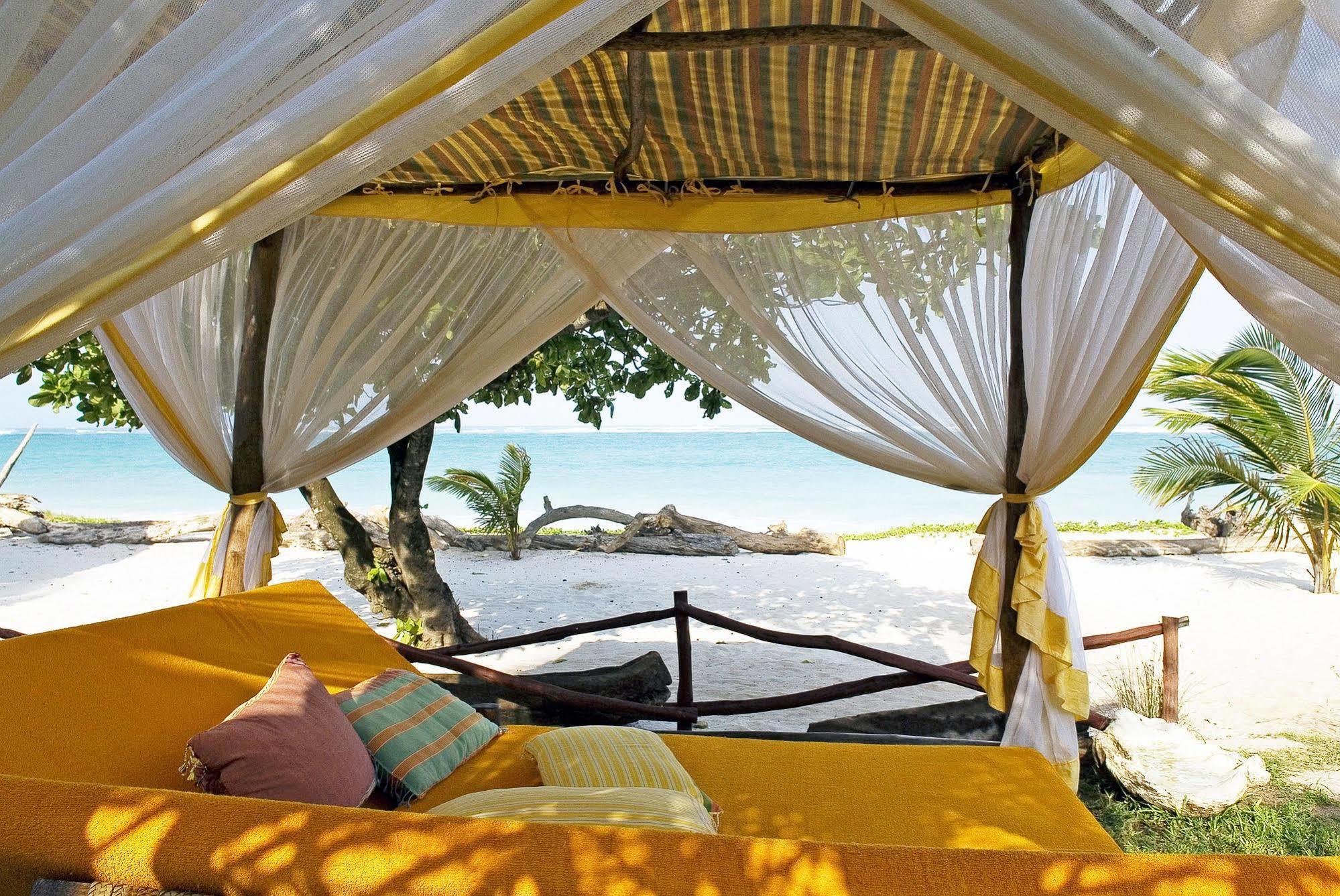 Afrochic Diani Hotel Ukunda Exterior foto